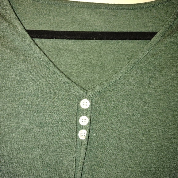 Women's Emory Rose Short Sleeve Tee, L - Picture 3 of 4